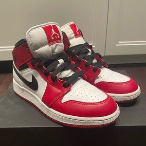 AIR JORDAN 1 (GS mids)